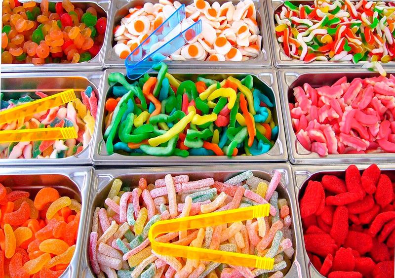 Herstellung von Süßwaren (ohne Dauerbackwaren) - 2021: 10,65 (Umsatz in Milliarden Euro), 2022: 11,97 (Umsatz in Milliarden Euro), 2023: 13,25 (Umsatz in Milliarden Euro) (Bild: Pixabay)