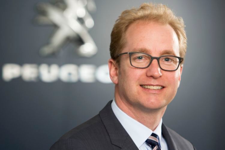 Rick Hermanns, Geschäftsführer von Peugeot Deutschland:  „Es gibt einige interne digitale Projekte. Wann wir das in Deutschland einführen werden, ist noch nicht sicher, dafür muss auch die entsprechende Technik vorhanden sein. Ein solches Projekt funktioniert nur, wenn alles automatisch läuft. Dazu braucht man eine gewisse Infrastruktur. Daran arbeiten wir.“ (Foto: PSA)