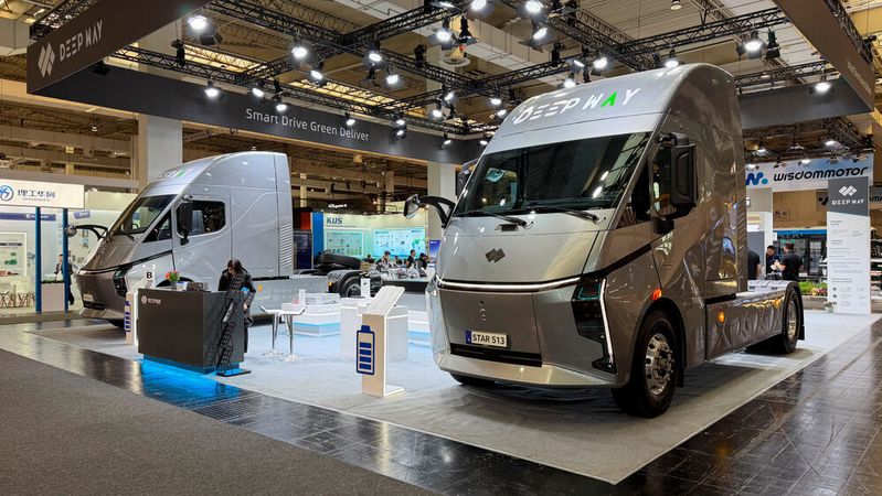 Die IAA in Hannover zeigte die Ambitionen chinesischer Nutzfahrzeughersteller in Europa.(Bild:  Wehner - VCG)