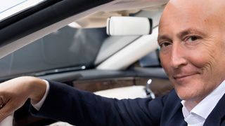 Klaus Zehender, Bereichsvorstand Einkauf und Lieferantenqualität, Mercedes-Benz Cars, im Interview über die Bedeutung von Einkauf und Lieferantenqualität im Umfeld der Elektromobilität. (Daimler)
