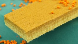 Aramid/PBO Kombifilz AF/ZF 550H. (Bild: AGK Hochleistungswerkstoffe)