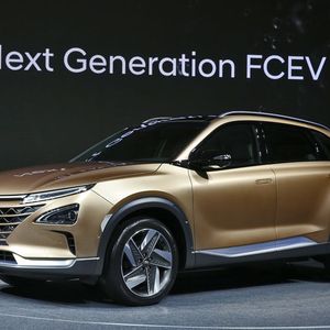 (Hyundai)
