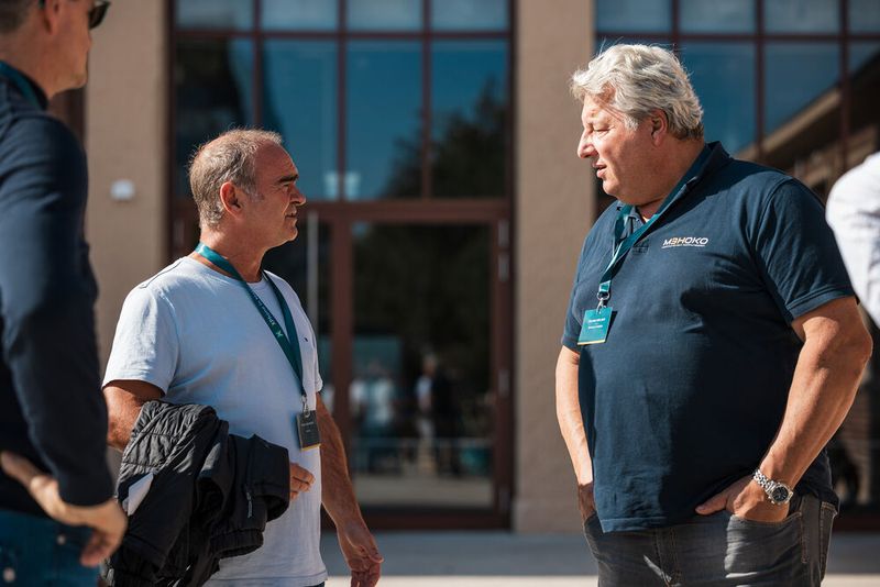 Peter Köglmeier (Heldele) und Roland Müllner (MEHOKO) (Bild: C4B)