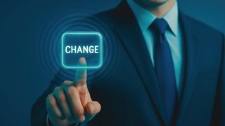 Zwei Drittel der Unternehmen planen, sich laut Roland-Berger-Studie neu auszurichten. (Bild: © tonstock - stock.adobe.com)