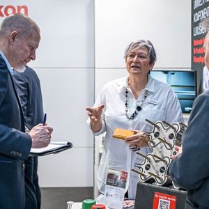 200 Aussteller gaben Einblicke in ihre Lösungen für eine nachhaltige, effiziente, moderne und anspruchsvolle Fertigung.(Bild:  Christoph Arnet)