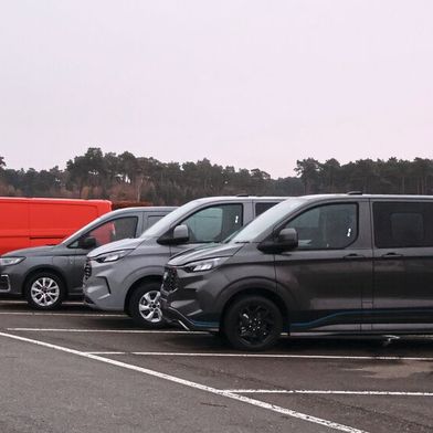 Gleich drei Rückrufaktionen hat der Hersteller für den Transit Custom und den Tourneo Custom initiiert. (Bild: Ford)