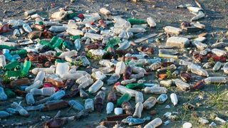 Experten gehen davon aus, dass jährlich 6,4 Millionen Tonnen Plastik in den Meeren landen. (gemeinfrei)