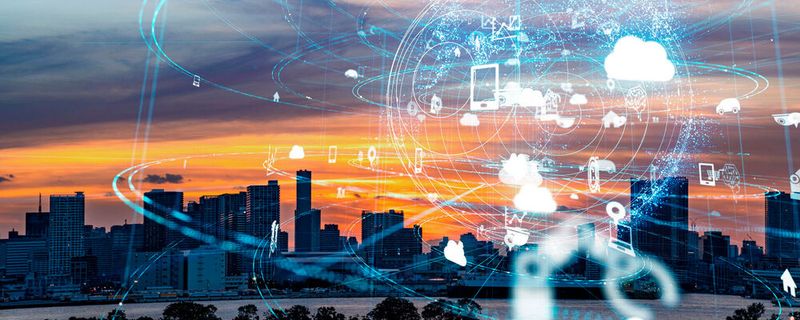 Die Integration einer E-Commerce-Plattform mit MES- und ERP-Systemen kann in der Industrie 4.0 wertvolle Informationen für das B2B-Geschäft liefern.(©  metamorworks - stock.adobe.com)