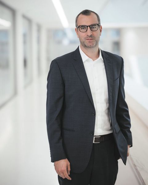 Florian Blank, kommissarischer Leiter des Bereich Diagnostics Operations am Standort Penzberg (Bild: Quirin Leppert)