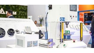 Die elektrische Servopresse AM-ESP S ist ausgestattet mit Sensorik und intelligenter Antriebssteuerung. So lassen sich Kraft und Weg exakt regeln und dokumentieren. (Bild: Delta Electronics)