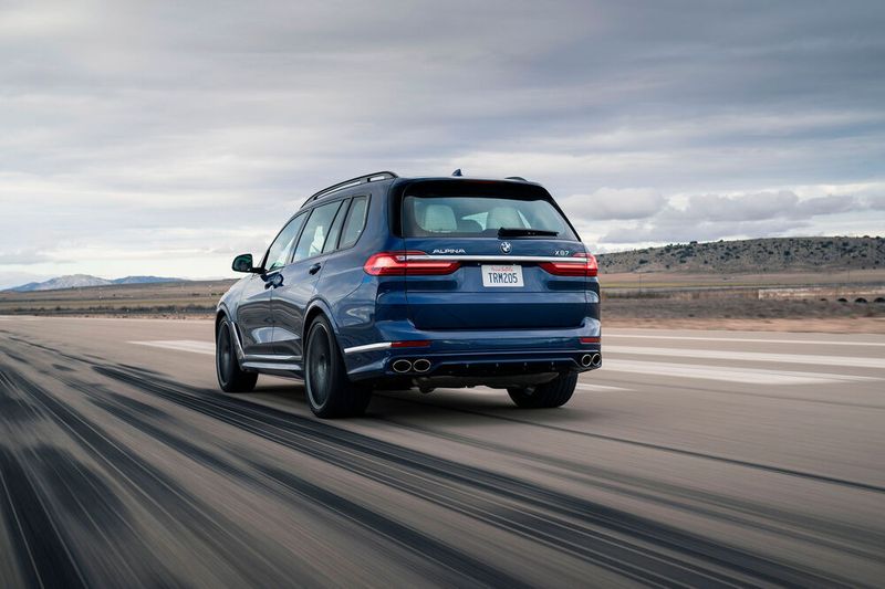 Das Allgäuer Unternehmen zeigt mit seiner Variante des BMW X7, dass es beim größten SUV der Bayern noch eine Steigerung geben kann. (Alpina)