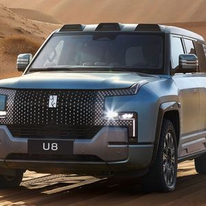 Imposanter Super-Hybrid: Der Yangwang U8 steht ebenfalls in Genf.(Bild:  BYD)