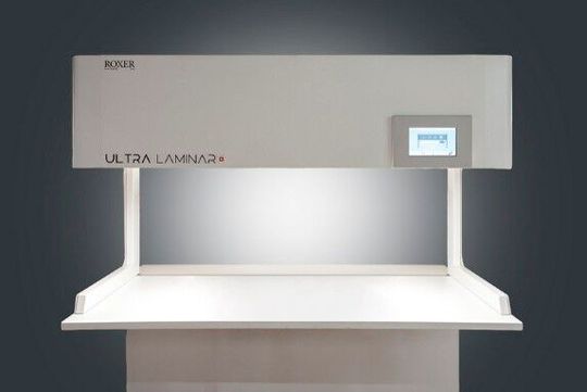 Das Modell Ultra Laminar bietet eine massgeschneiderte Lösung für Werkbänke.(Bild:  Roxer SA)