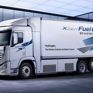 Hyundai hat seinen Brennstoffzellen-Lkw Xcient Fuel Cell für das neue Modelljahr überarbeitet.(Bild:  Hyundai)