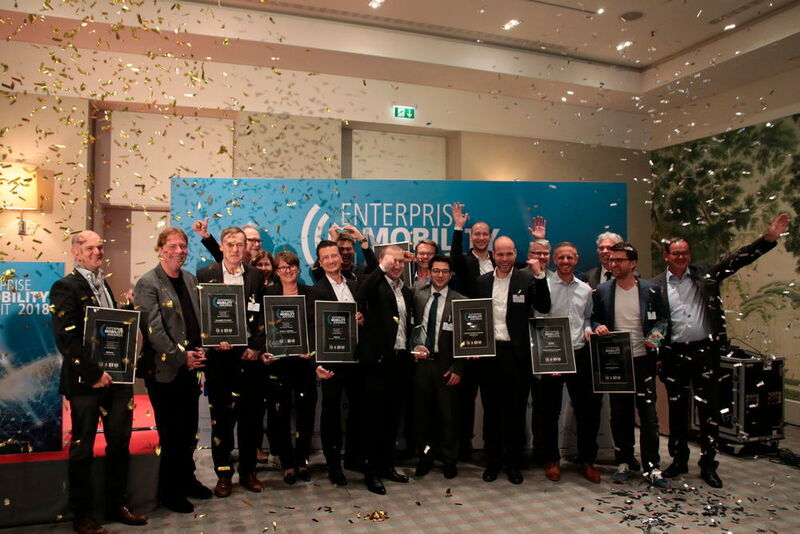 Alle Gewinner der Enterprise Mobility Awards beim Gruppenbild. (Vogel IT-Akademie)