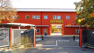 Das Ferrari-Werk in Maranello. (Bild: Ferrari)