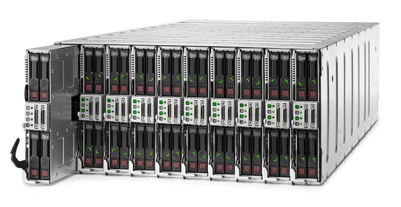 Ein Apollo-6000-Chassis mit 10 Proliant-XL220a-Servern. (Bild: HP)