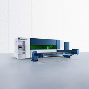 «TruLaser 2030 Fiber»: Die TruLaser-Serie 2000 kombiniert die Vorteile einer Kompaktmaschine mit der Leistungsfähigkeit höherer Maschinenklassen.