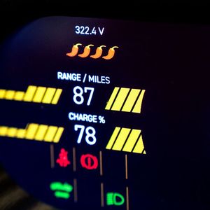 Die Anzeigelogik des Cockpit-Displays lässt sich variabel gestalten.(Bild:  Morgan)