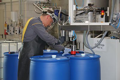 Bei der Reinigungsmittelproduktion setzt Kärcher auf höchste Sicherheit in den Abfüllprozessen.  (Archiv: Vogel Business Media)