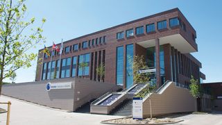 de-2023-04-500-becker-head-office-hamburg-01 (Quelle: Becker Marine Systems)