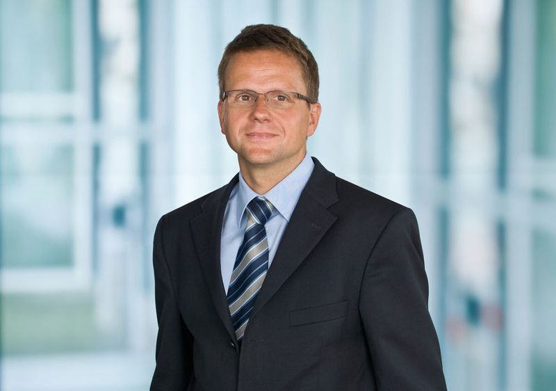 Peter Terwiesch, Mitglied des ABB-Vorstands und Leiter der Division Industrieautomation: 