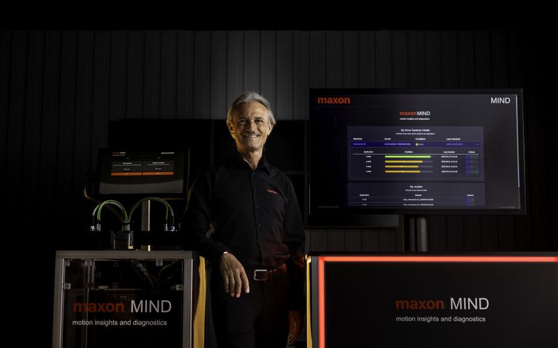 Claude Jaquemet demonstrates the Maxon Mind demo system.(Source:  Maxon)