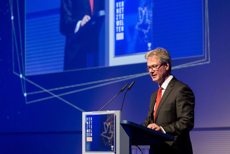Impressionen der Gala „Vernetzte Welten“ zum 125. Geburtstag des Fachmedienhauses Vogel Business Media. (Stefan Bausewein)