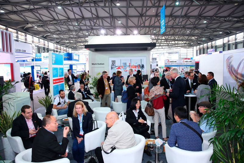 Die Deutsche Messe AG richtet über ihr Gemeinschaftsunternehmen Hannover Milano Fairs Shanghai Ltd. unter anderem die PTC Asia für die Antriebs- und Fluidtechnik aus. (PTC Asia)