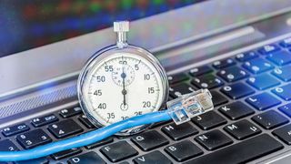 Des Recht auf schnellen Internetzugang ist im Telekommunikationsgesetz verankert, die  Bundesnetzagentur überprüft die Einhaltung der Vorgaben regelmäßig (© Calado– stock.adobe.com)