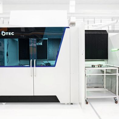 Process reliability for large components: Automated mass finishing system "SF-HP" for engine components. (Source: Otec)
