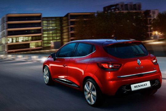 Mit der Applikation „R-Sound Effect“ lassen sich im Innenraum sechs unterschiedliche Motorensounds simulieren. (Foto: Renault)