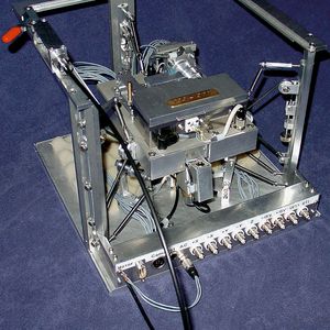 Abb.2: SONOS - das Rastersondenmikroskopfür die ISS