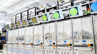 Cleanroom bei AMS Osram. (Bild: AMS Osram)