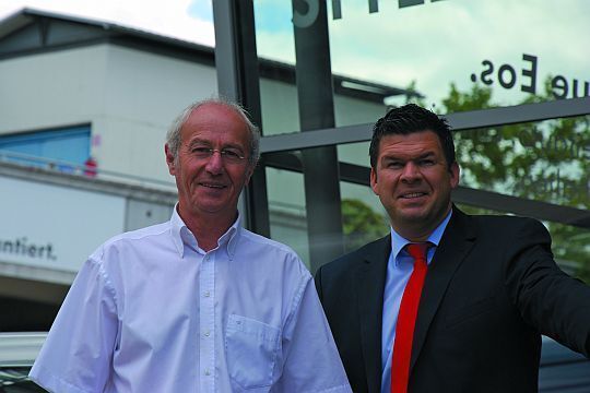 Eigengewächse: Sowohl Serviceleiter Alfred Kugele (li.) als auch Geschäftsführer Christian Welling  kommen aus dem eigenen Haus. (Foto: Rosenow)