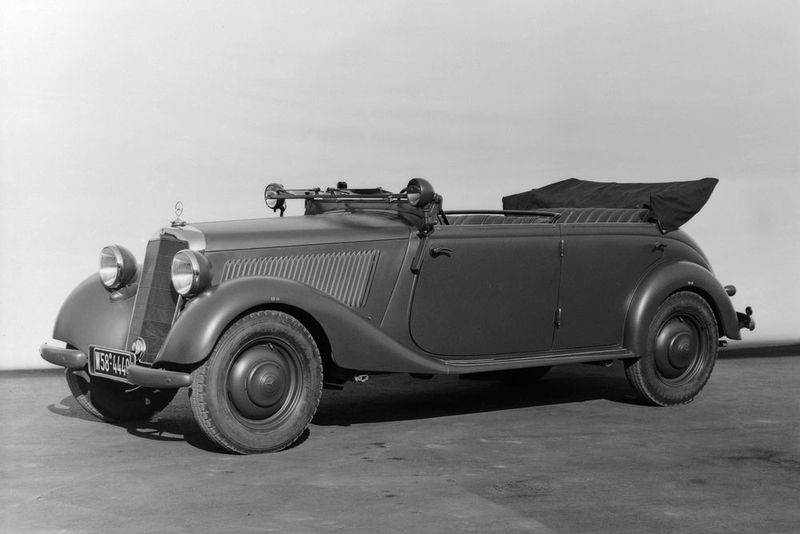Ein 170 D offener Tourenwagen der Polizei von 1951 bis 1952. (Daimler)