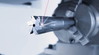 Das CVD-Diamant-Programm umfasst ISO-Wendeplatten, Fräser und Drehstähle. (Bild: Weiss AG)