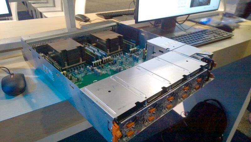 Eine Director-Einheit des Powermax-8000-Systems mit zwei Xeon-18-Kern-Prozessoren. (Vogel IT-Medien)