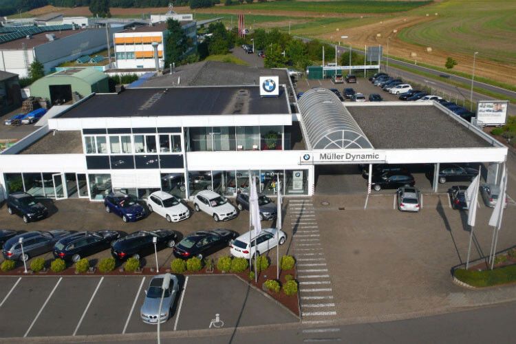 Im Saarland, der Heimatregion der Müller-Gruppe, spricht man einfach vom Peugeot-Müller. Eine Untertreibung. Denn in den vergangenen Jahren hat das Autohaus diverse BMW-Standorte auf- und ausgebaut. Daran will die Müller-Gruppe aus Losheim am See im nächsten Jahr anknüpfen. (Foto: Müller-Gruppe)