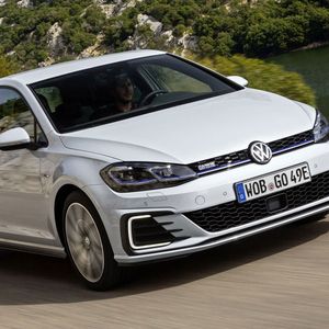 Dessen Batterie liefert dann Strom für gut 50 Kilometer.