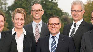 v.l. Sven Hohorst, Geschäftsführender Gesellschafter, Tordis Eulenberg, Leitung Personal, Organisationsentwicklung und Projekt-Management, Dr. Thomas Albers, Leitung Automation, Axel Börner, kaufmännische Leitung, Ulrich Bohling, Produktionsleitung, und Jürgen Schäfer, Vertriebsleitung. (Wago)