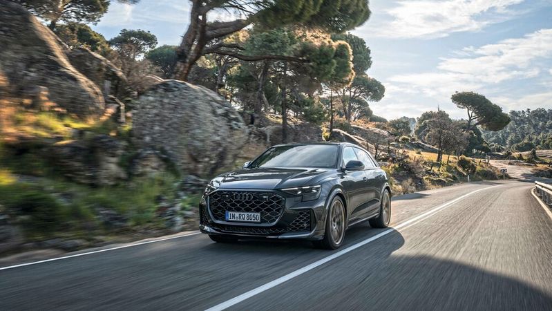 Audi hat dem RS Q8 ein Facelift gegönnt.(Bild:  Audi AG)