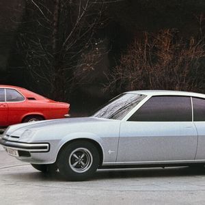 Die ersten Version des Manta, den A, baute Opel „nur“ von 1970 bis 1975. Dann löste in mit dem B die zweite Generation ab. Während von ersterer insgesamt 498.553 Stück hergestellt wurden, waren es von letzterer exakt 1.056.436 Einheiten.(Bild:  Opel)