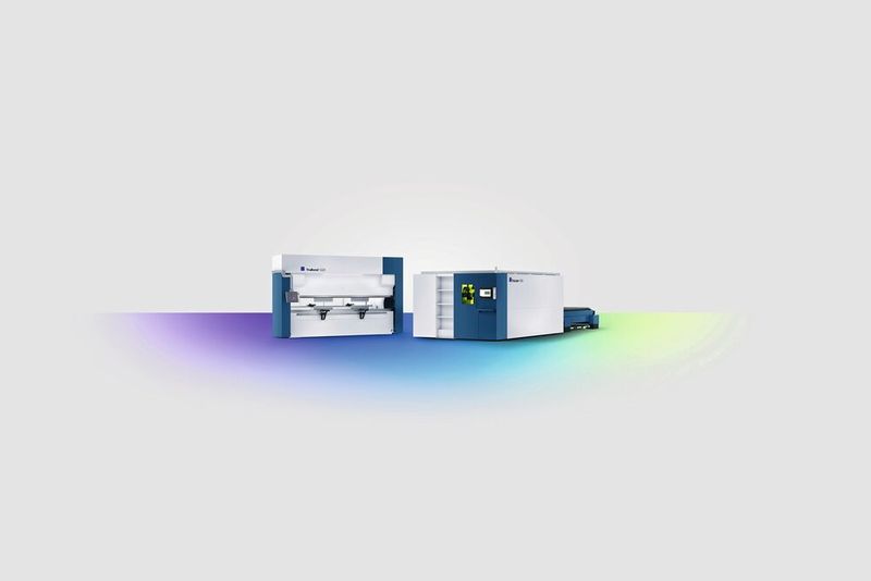 Besucher der Euroblech können am Stand von Trumpf nicht nur die Trulaser 5000 live erleben, sondern auch die 1000er-Serien selbst bedienen. (Bild: TRUMPF GMBH + CO. KG)