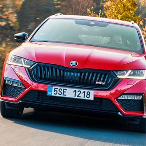 (Skoda)