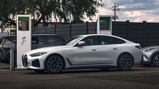 Electric cars are a key to a successful energy transition. (Image:freely licensed)