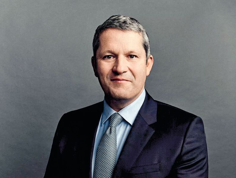 Christoph Schell (Bild) übernimmt die Position des Vorstandsvorsitzenden (CEO) der Kuka AG. Der Technologie-Manager und derzeitige Chief Commercial Officer (CCO) von Intel folgt ab dem 1. Juli auf Peter Mohnen, der das Unternehmen nach 13 Jahren Zugehörigkeit zum Kuka-Vorstand auf eigenen Wunsch verlässt. (Bild: Kuka Group)