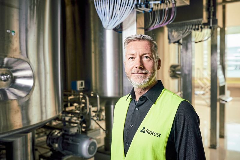 Sascha Prehn, Projektingenieur Automatisierungstechnik/EMSR bei Biotest: „Nach Vorstellung der Kalibrierkompetenz fiel die Wahl schnell auf Endress+Hauser. Mich hätte es gewundert, wenn Endress+Hauser es nicht können würde.