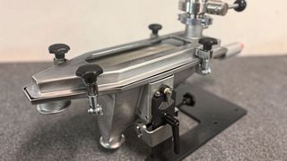 Die Siebmaschine CSM 300 ist die kleine Schwester der bereits im Markt etablierten CSM 500. (Bild: Assonic)