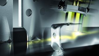 Beim Weldfast-Verfahren wird der Halter mittels gezogenen Lichtbogens direkt verschweißt.Bild: Tucker (Archiv: Vogel Business Media)